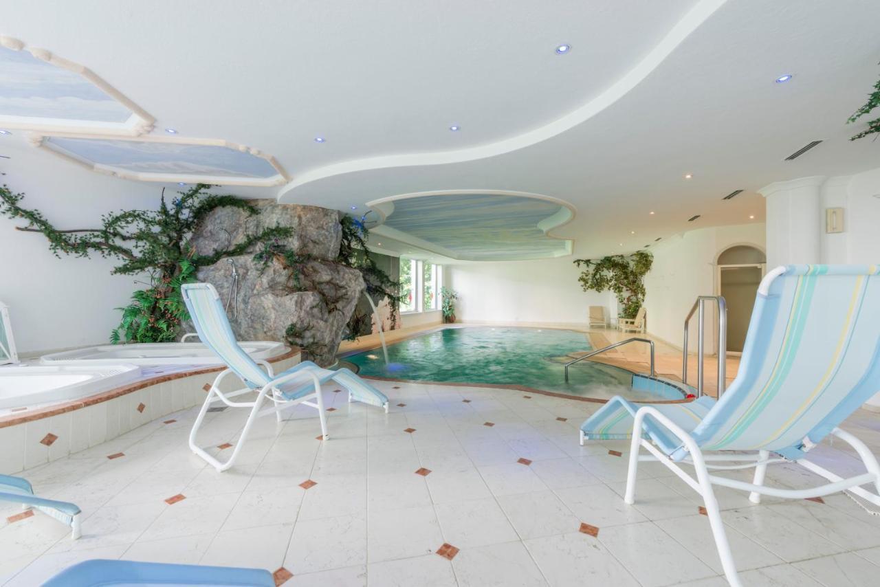 Hotel Alpino Wellness & Spa 페이오 폰티 외부 사진